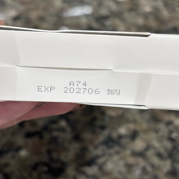 Dr.Jart+ Ceramidin Skin Barrier Mask - Vibrant Yellow - Picture 3 of 5